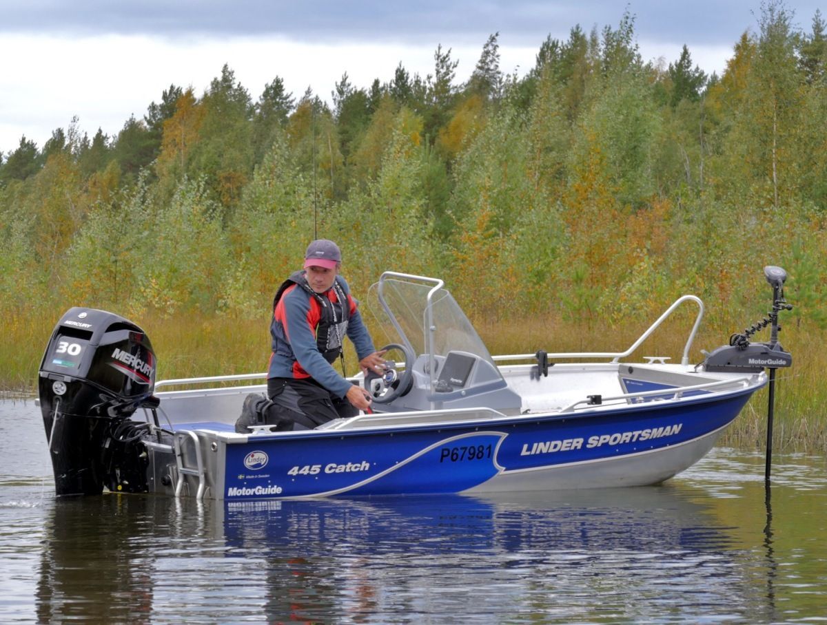 Fishing Boats Linder 445