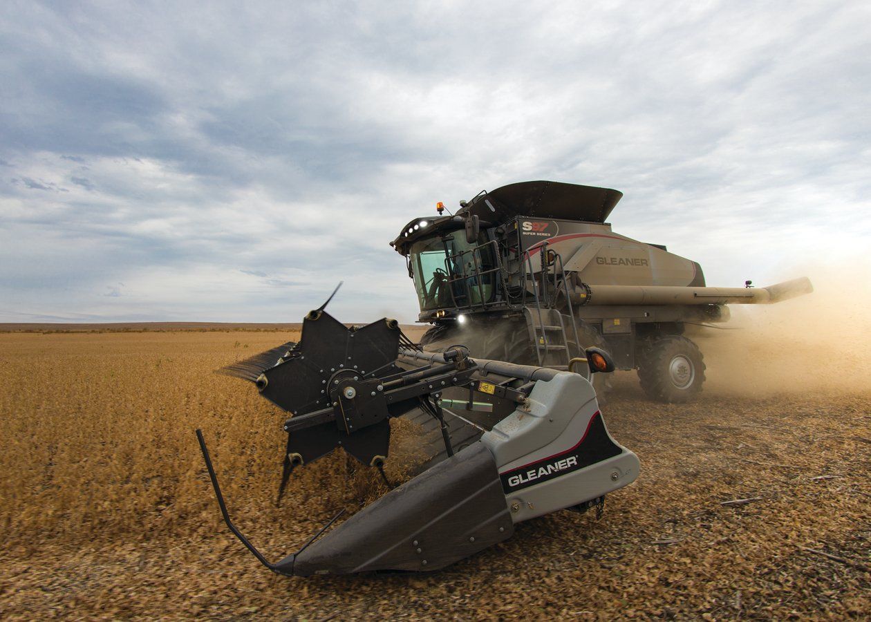 Gleaner S9 Series at Central Machinery Services