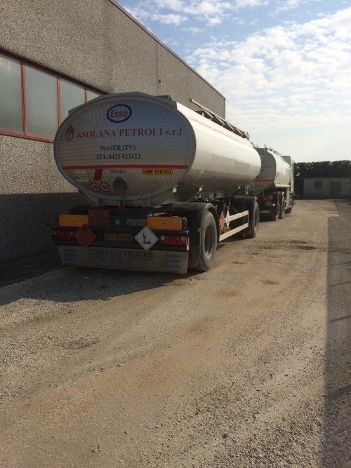 autobotte per trasporto gasolio