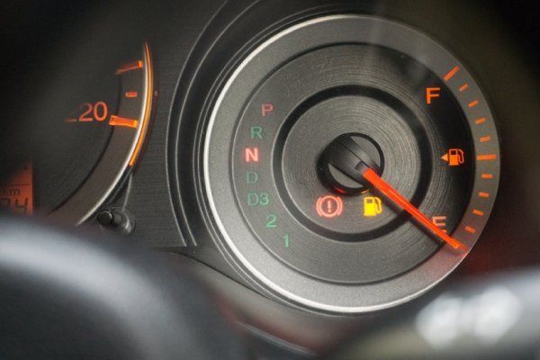 quadro strumenti di una macchina