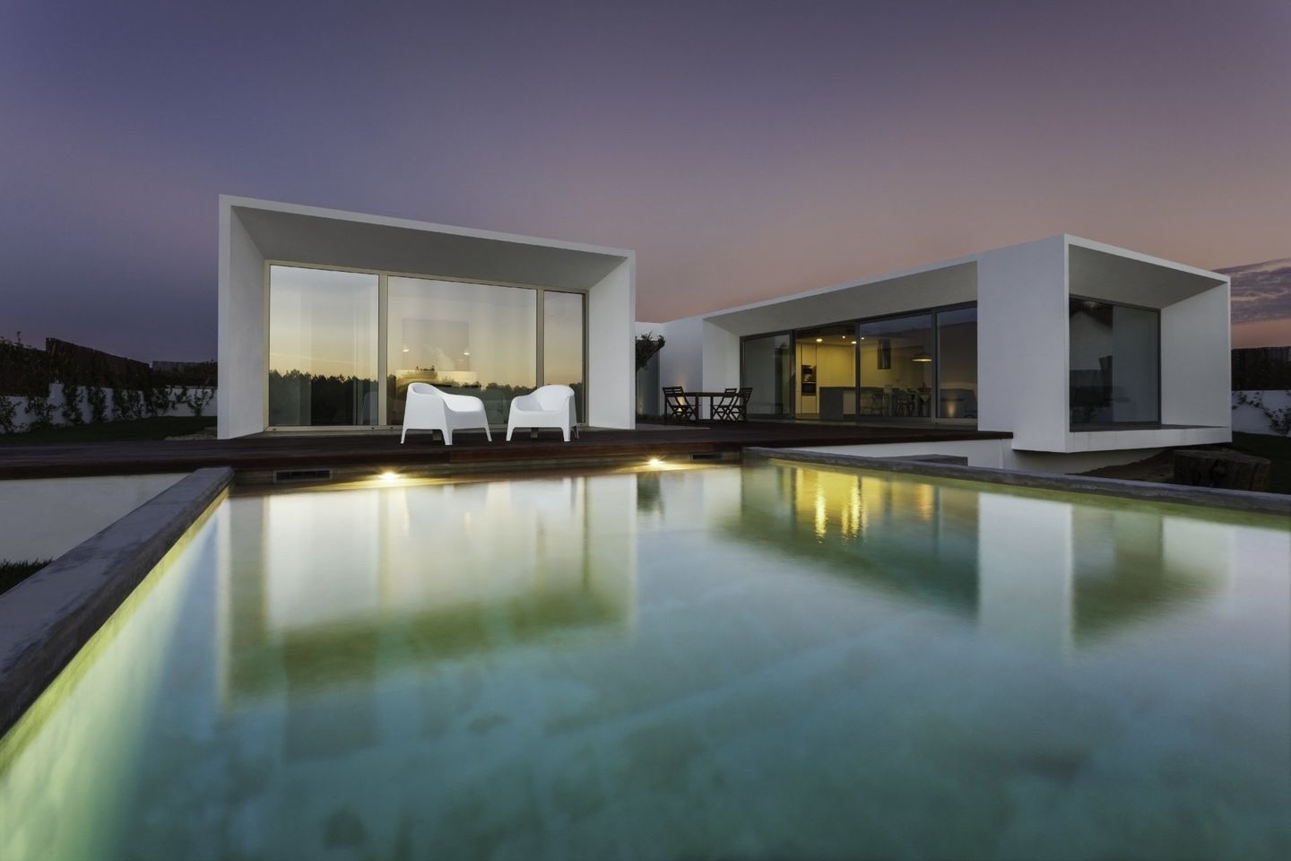 Ein Haus mit Pool