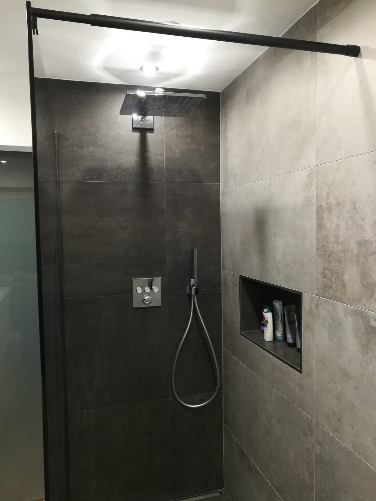 Alexander Praxmarer, Hafner, Fliesenleger, Fliesen