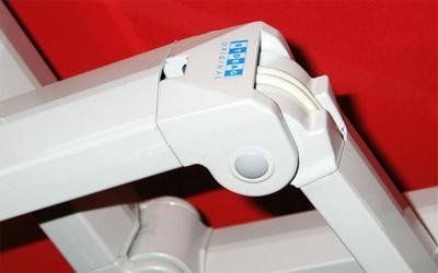 braccio estensibile della tenda da sole