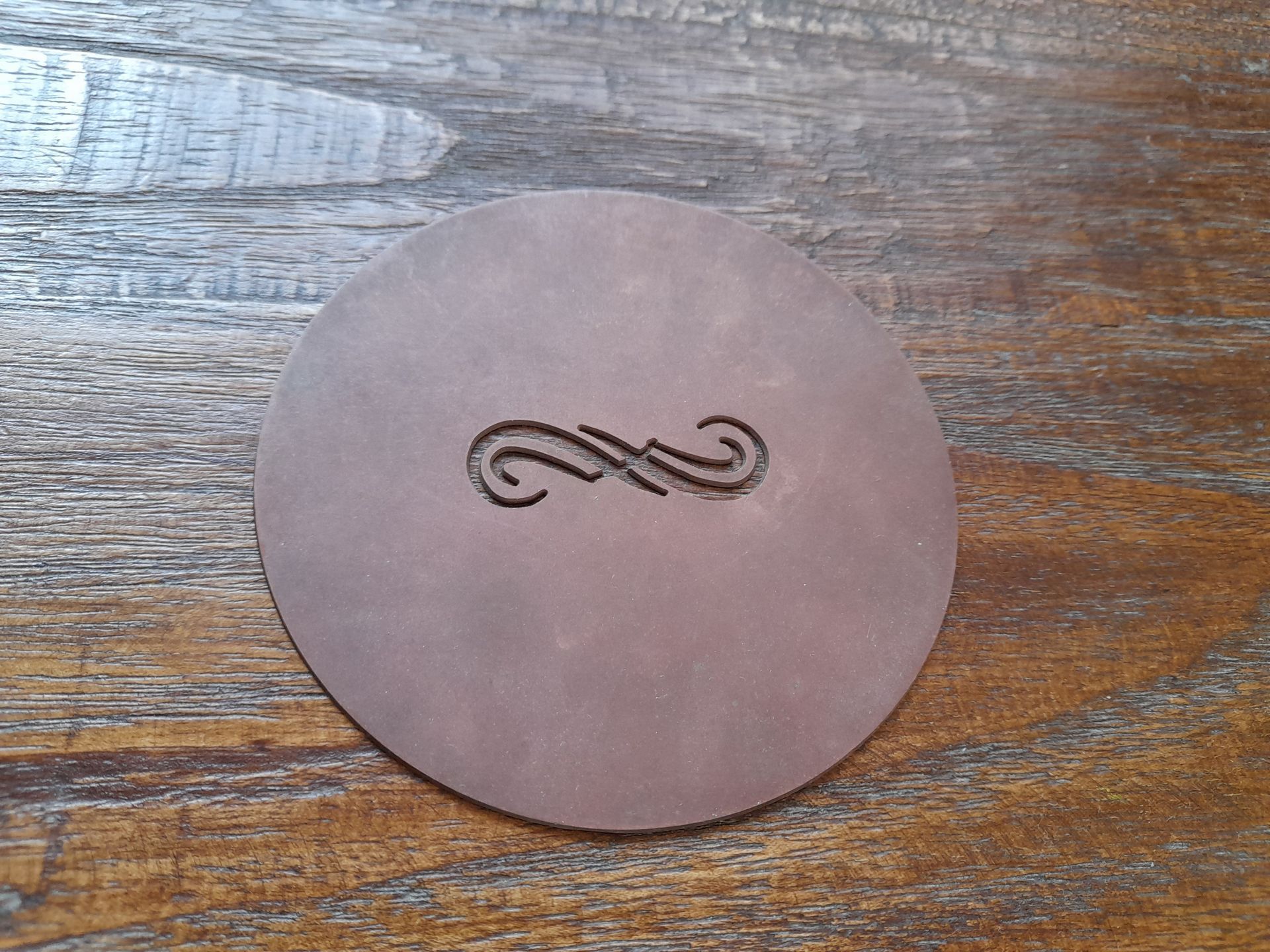 Messing naam met huisnummerbordje Naambordenservice Amsterdam