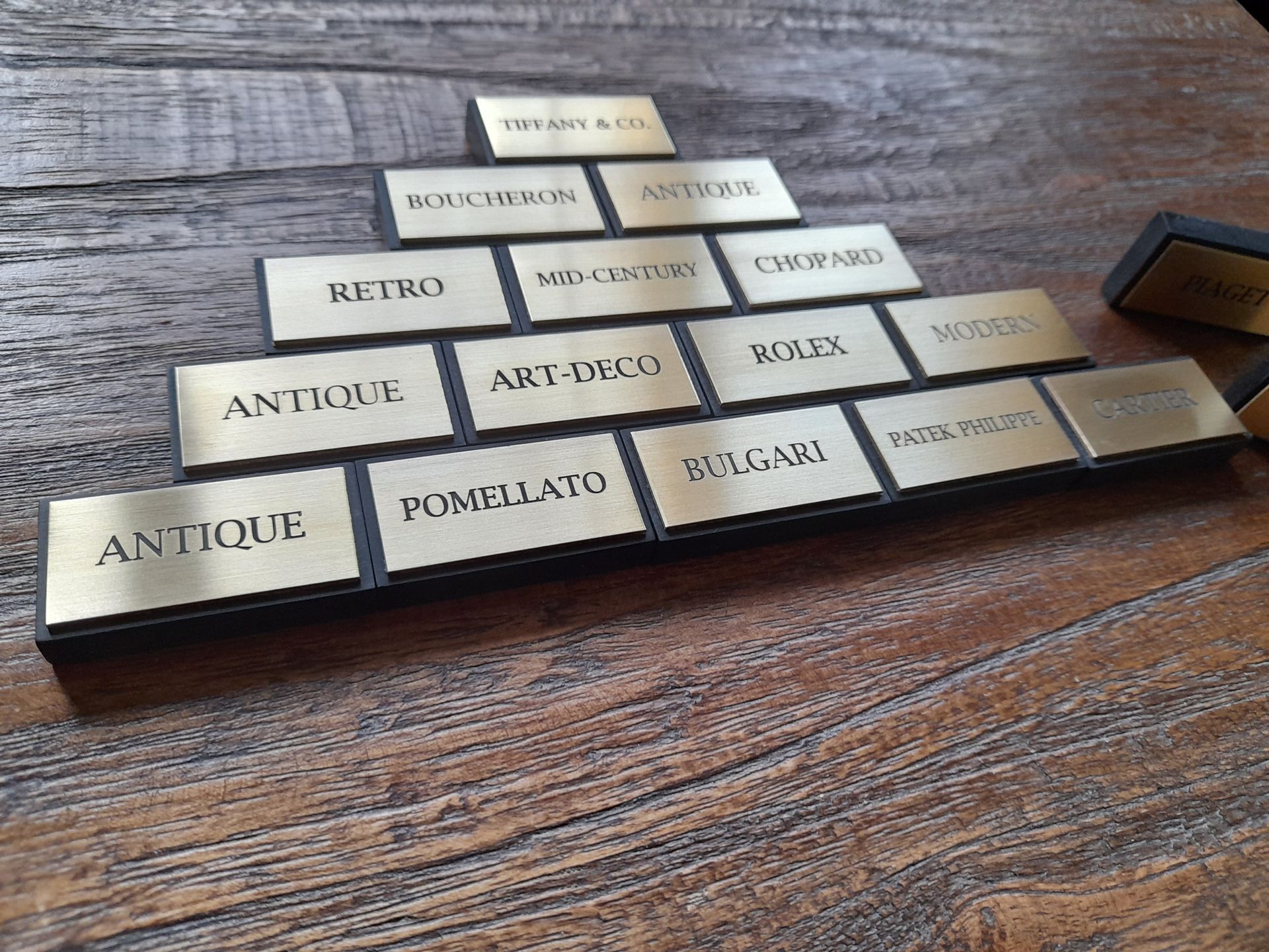 Messing etalage bordjes