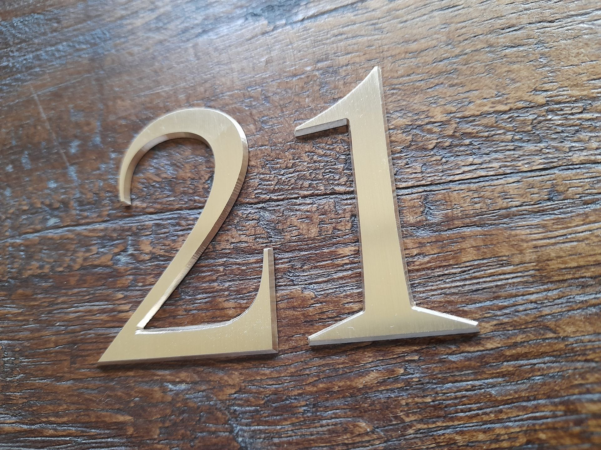 Messing letters en cijfers Naambordenservice Amsterdam