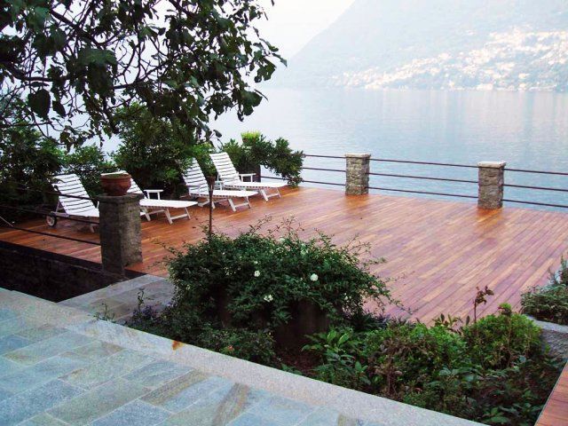 terrazza sul lago
