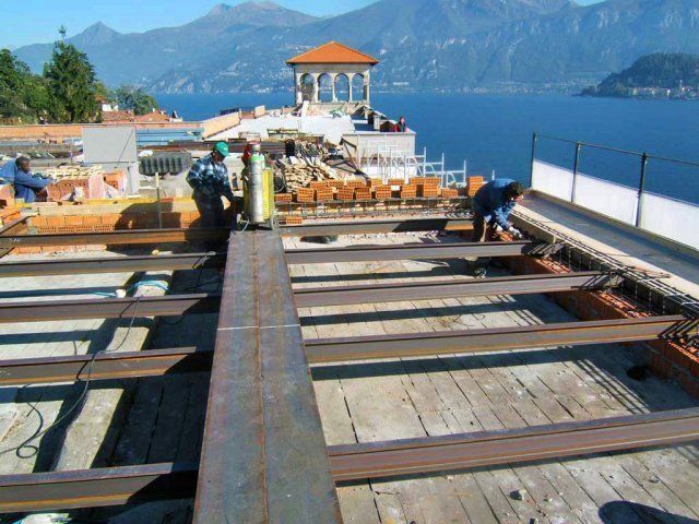 manutenzione hotel in riva al lago