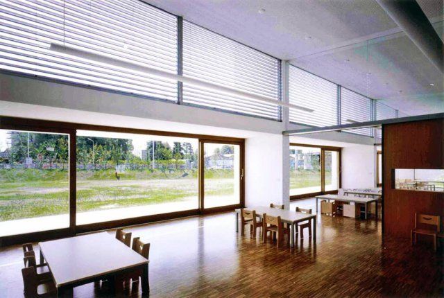 sala con vetrate sul giardino