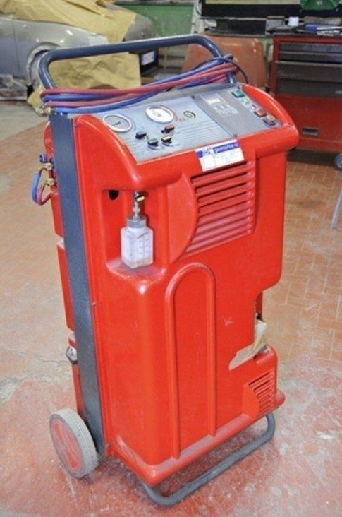 Attrezzatura per meccanico