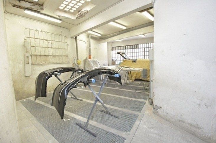 Verniciatura carrozzeria auto