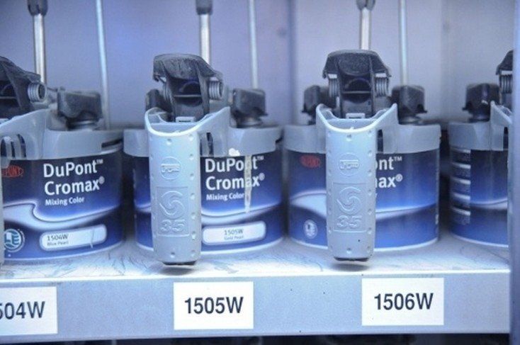 Verniciatura carrozzeria auto