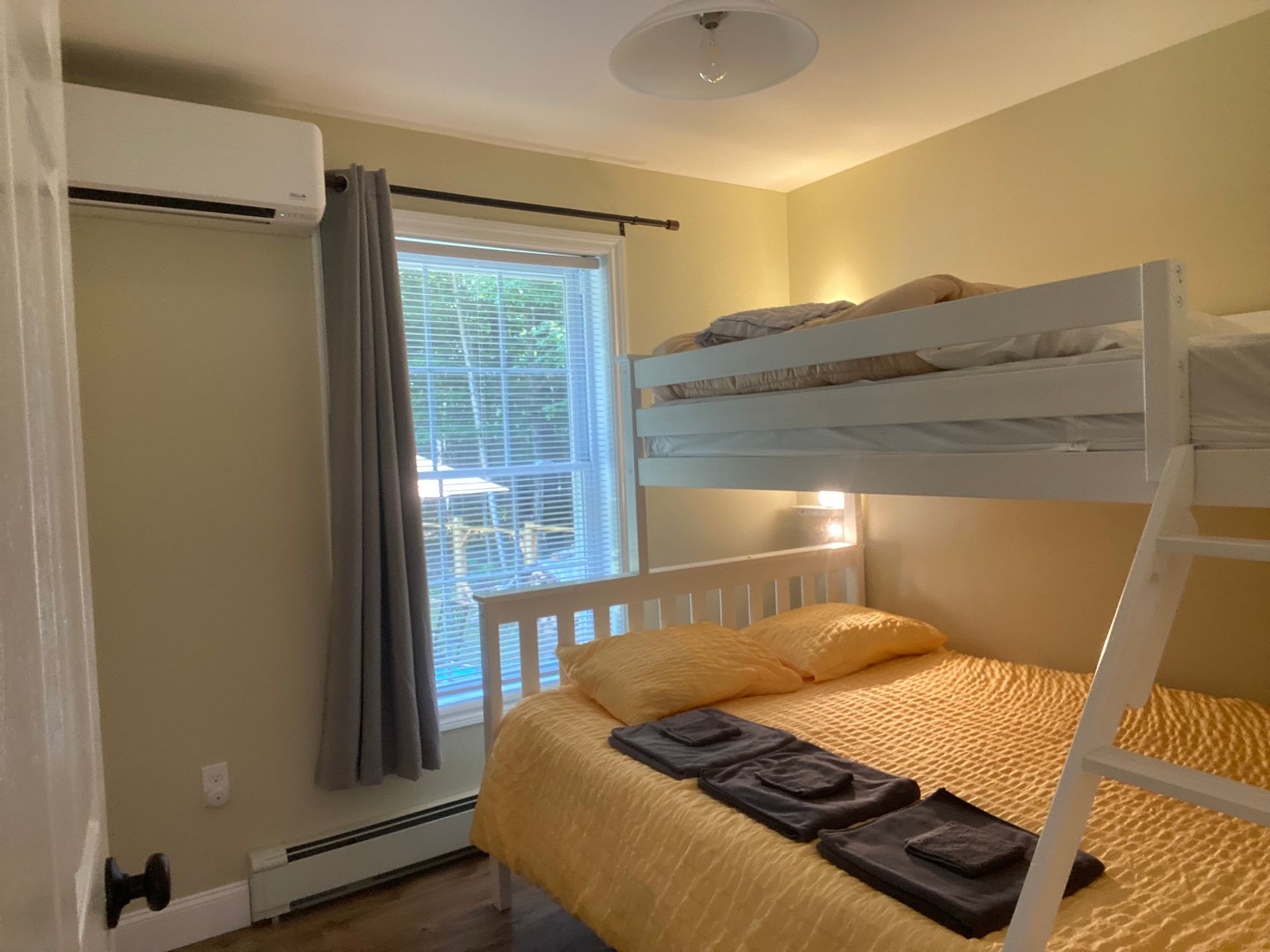 Ruffhouse Rentals, Dog Friendly Vacation Rentals in NH