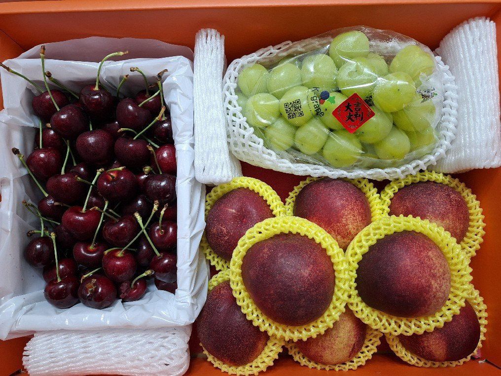 精美愛瑪仕高級水果組合/手提式禮盒