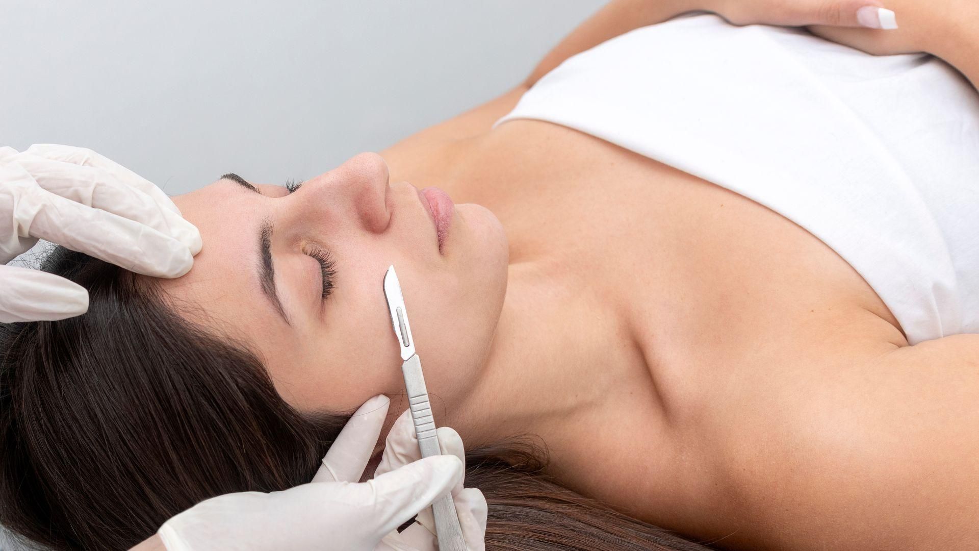 Dermaplaning Benefits in Grants Pass: A Complete Guide to Smoother, Glowing Skin