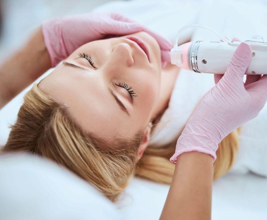 Who Is a Good Candidate for RF Microneedling