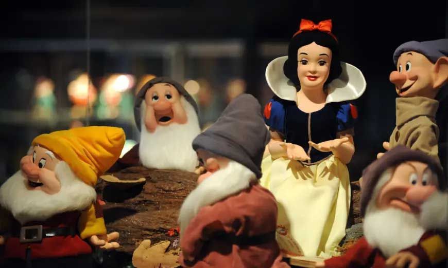 Original Snow White Director's Son Slams Disney's 2024 Remake, 'Insulting,' 'Disgrace'