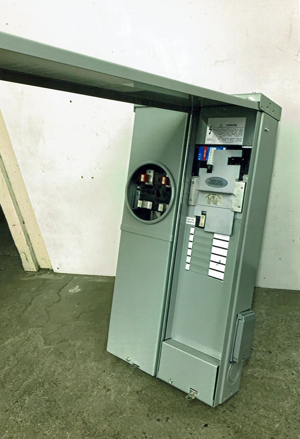 Meter Base Combo Unit — Everett, WA — Eylander Electric