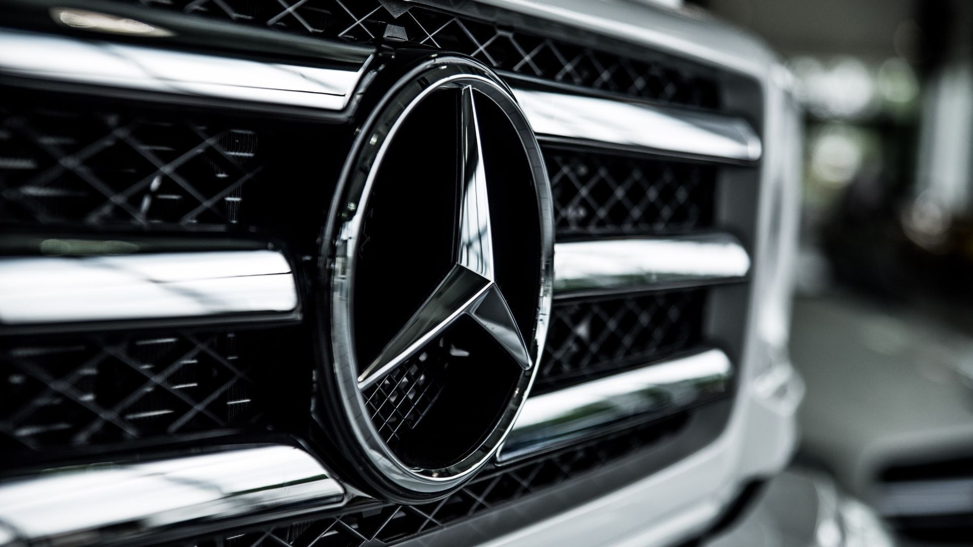dettaglio griglia mercedes