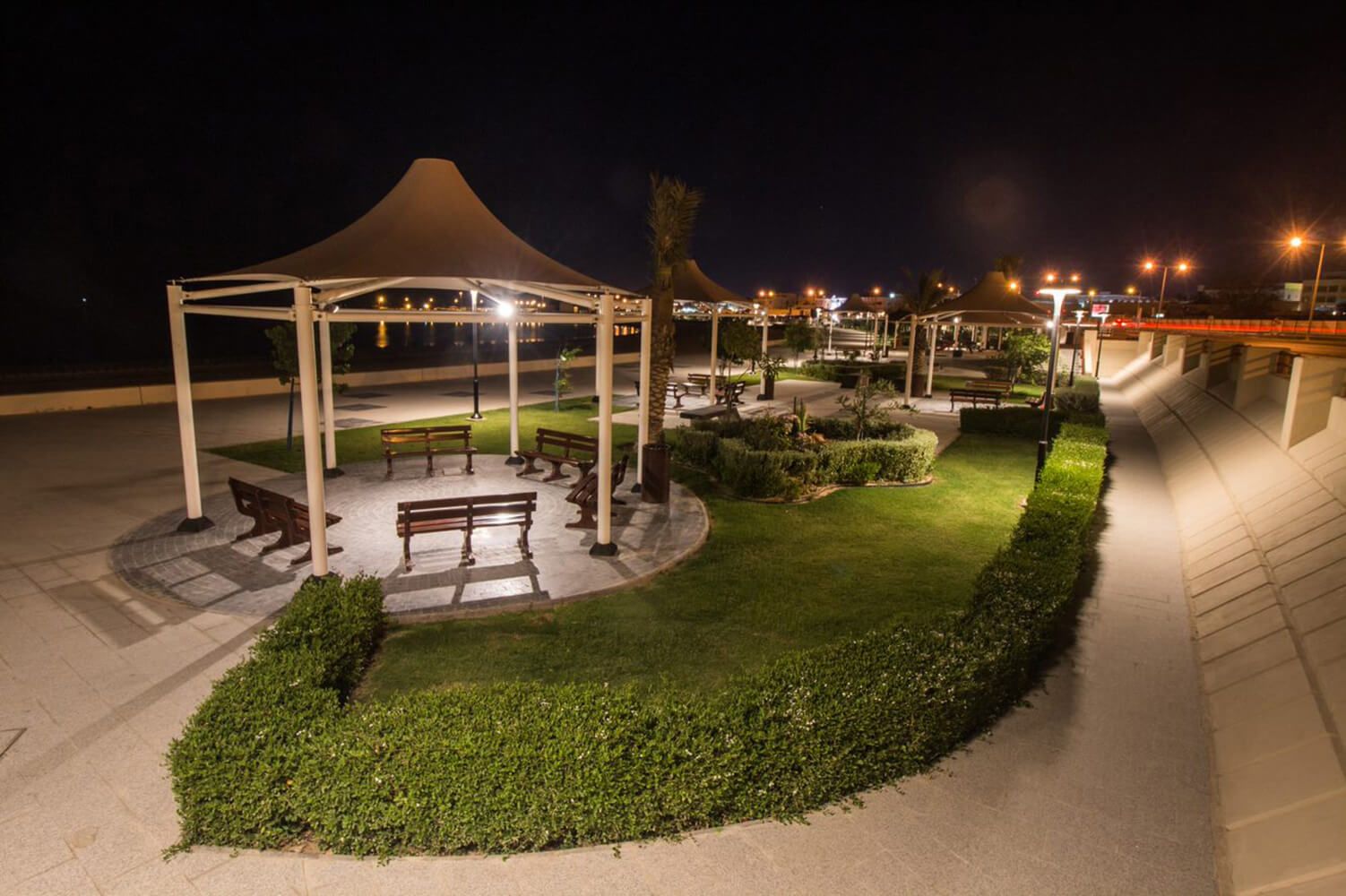 Al Khor Corniche - Project | MASQ Lighting
