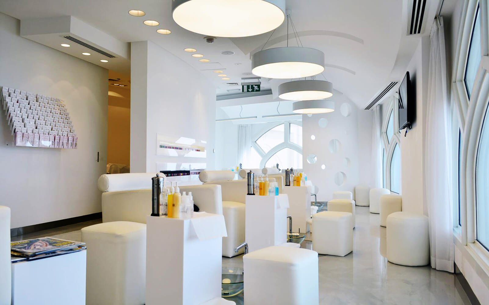 Nail Bar - Project | MASQ Lighting