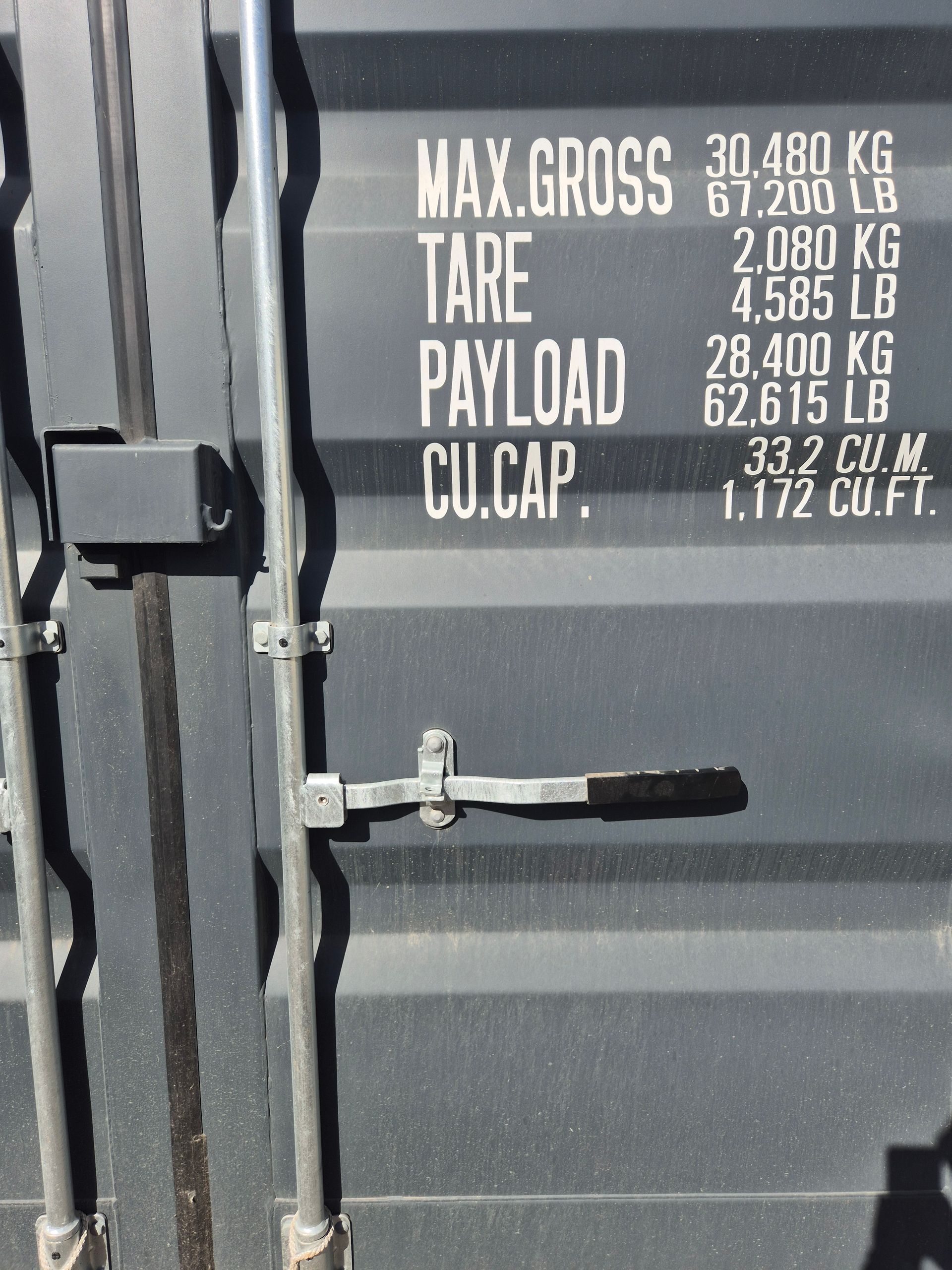 20ft New Shipping Container - LOCKBOX, 12 VENTS, EASY-ACCESS HANDLE, 5 YEARS SHIPPING CERTIFICATION