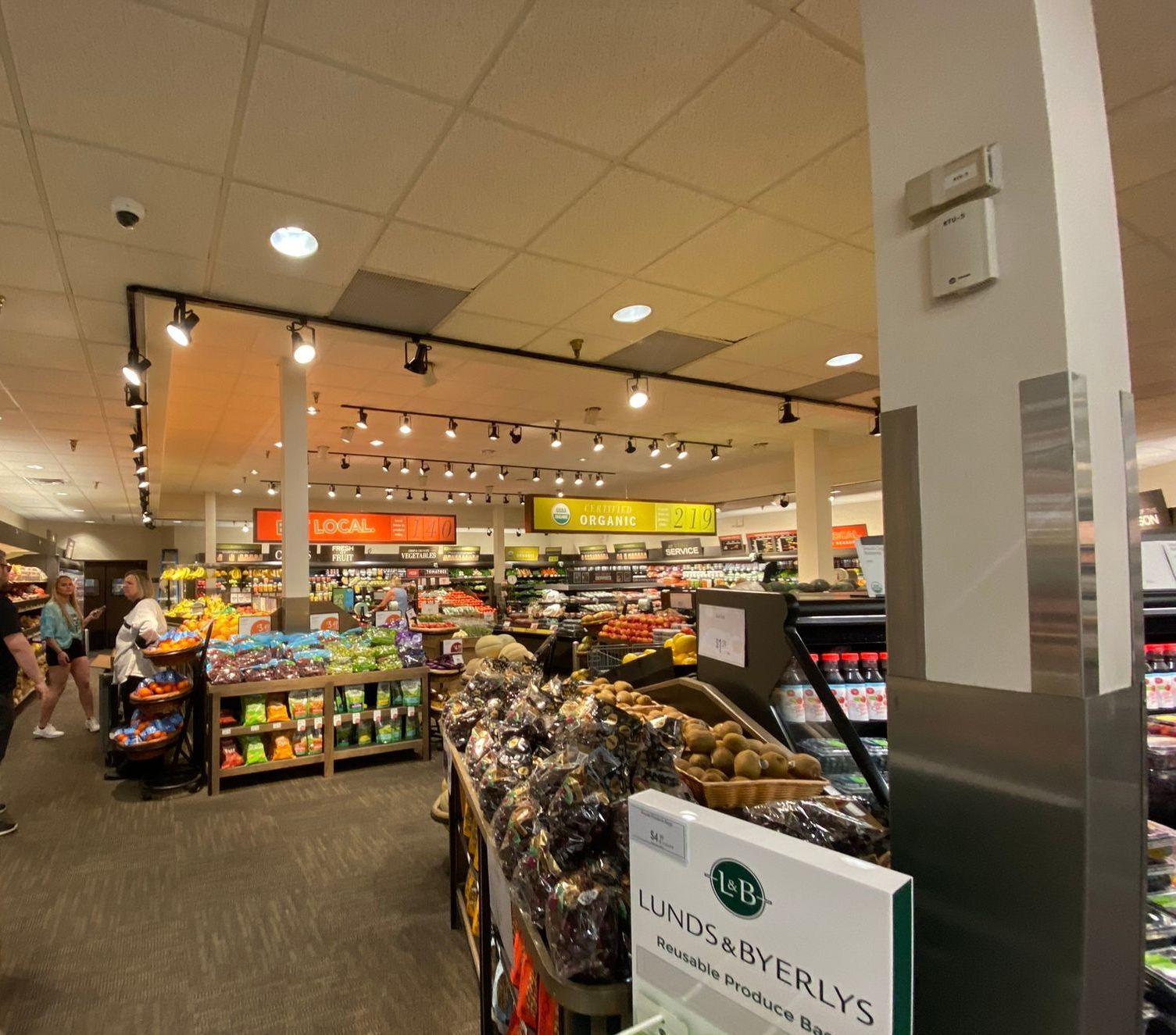 Job photo of lighting upgraded in produce of a local grocery store

