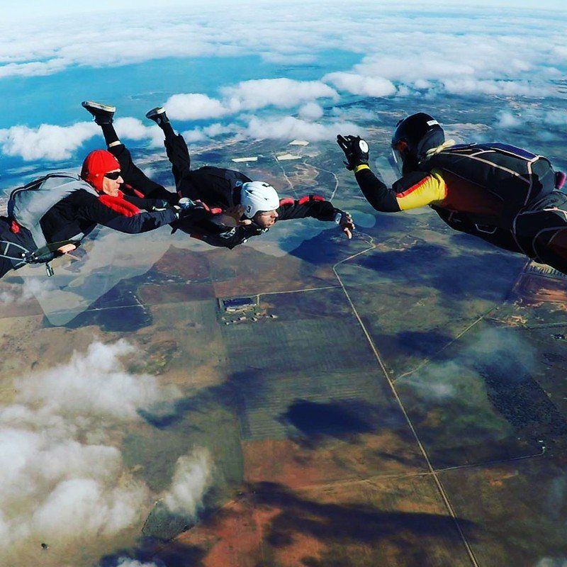 Adelaide Skydiving Centre - Tandem and Sport Skydiving South Australia