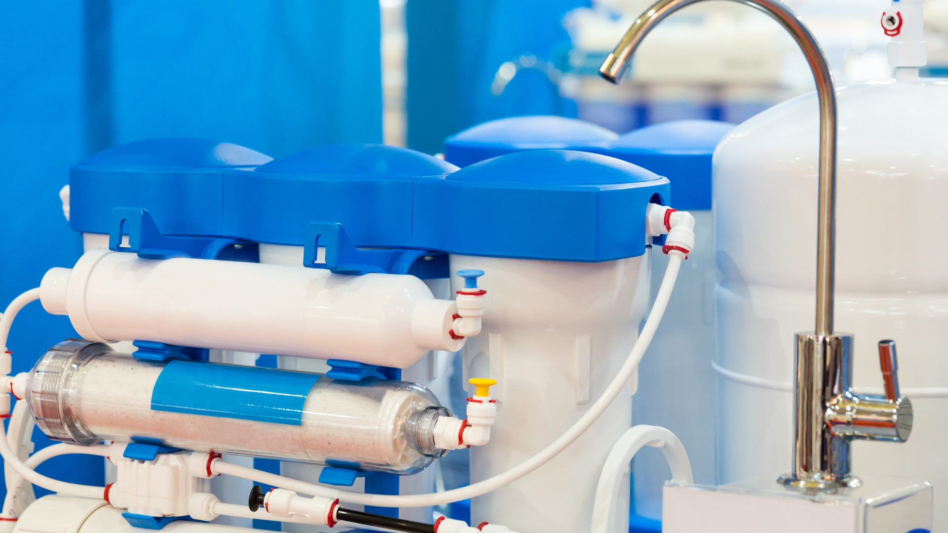 Lithium Purification in an Inverting Filter Centrifuge.