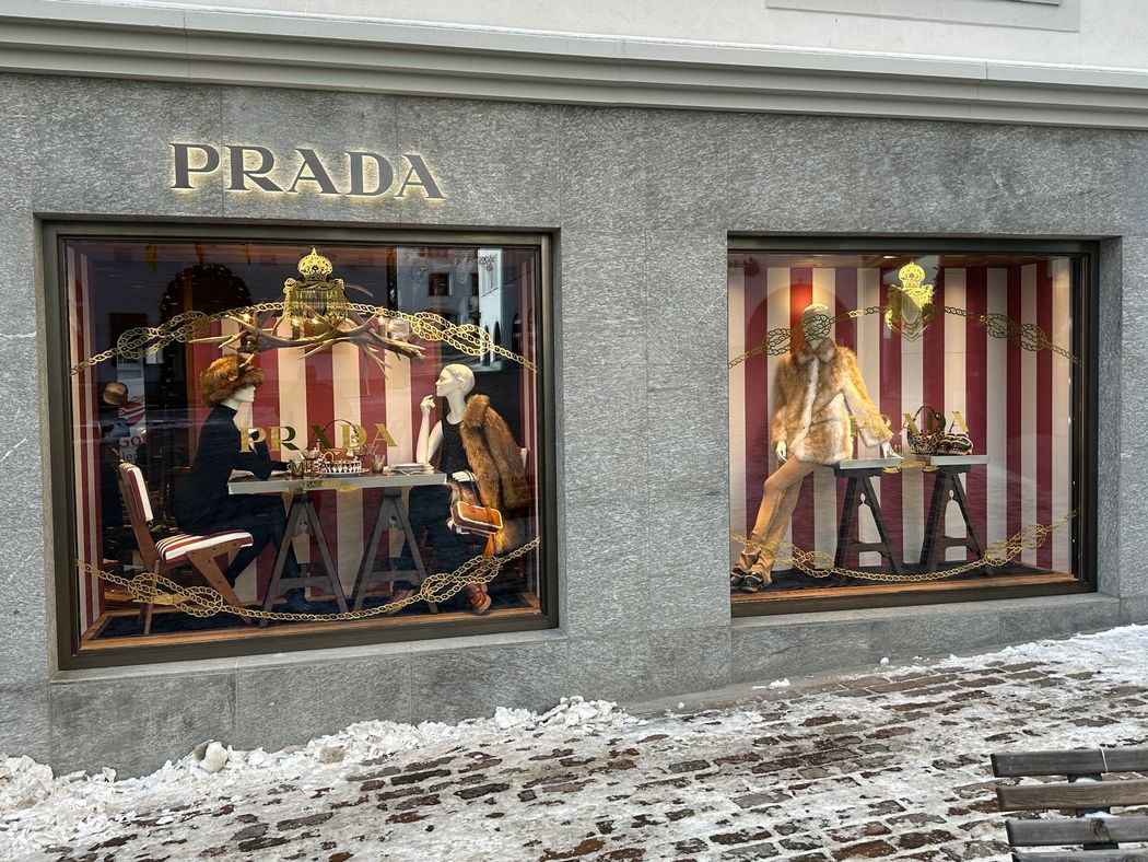 PRADA ST. MORITZ 