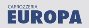 Logo blu con la scritta “CARROZZERIA EUROPA” su sfondo chiaro.