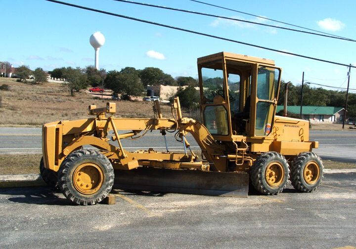 Gravel Leveler Tractor