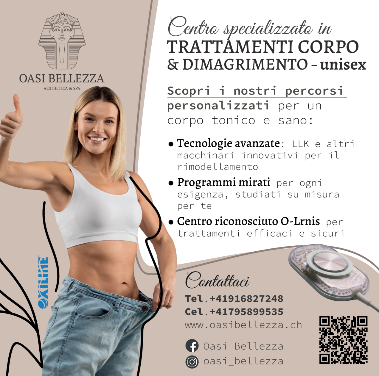 Una donna con una canottiera bianca fa il gesto del pollice in su