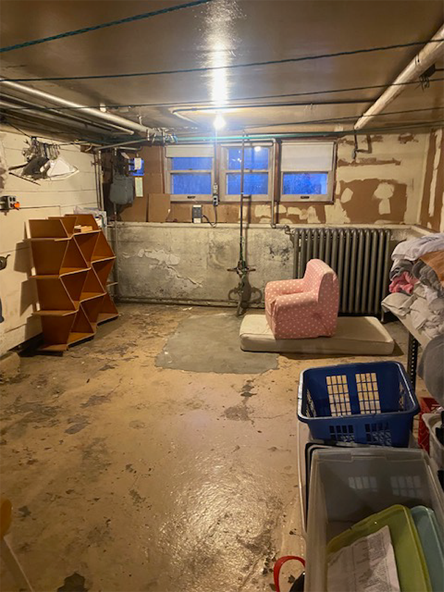 An Old Image Of A Living Area — Chicago, IL — Mike's Construction Inc.