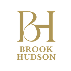 Gold logo: intertwined 