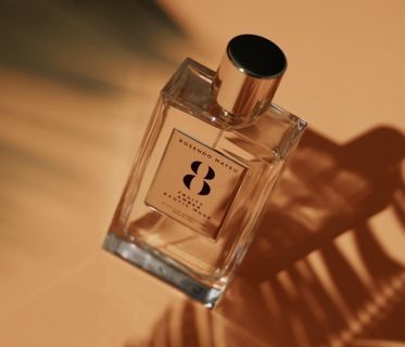 ROSENDO MATEU - AAFKES │ distribution de parfums exclusifs