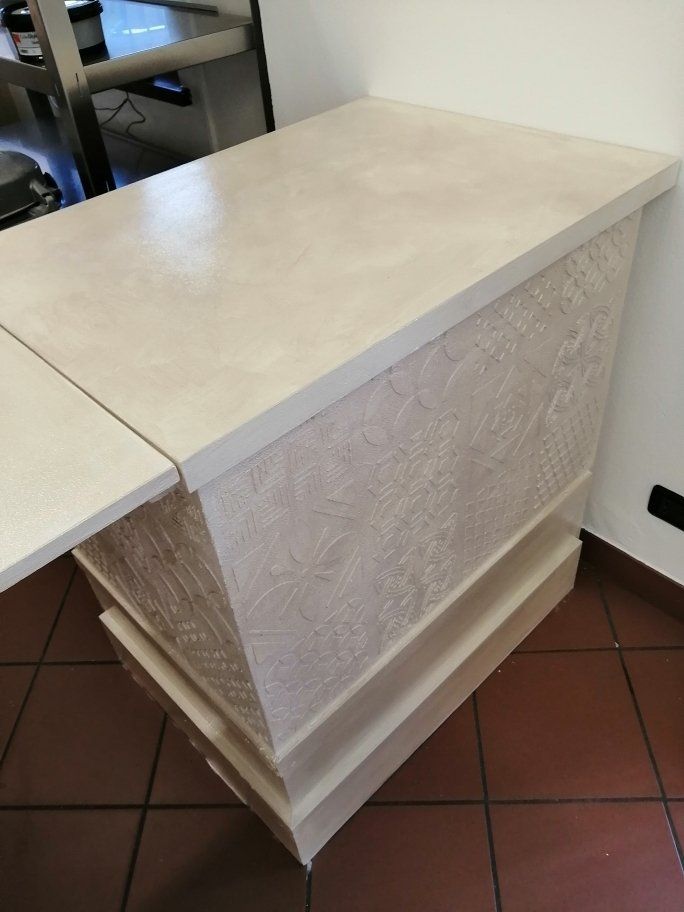 Tavolo in cartongesso