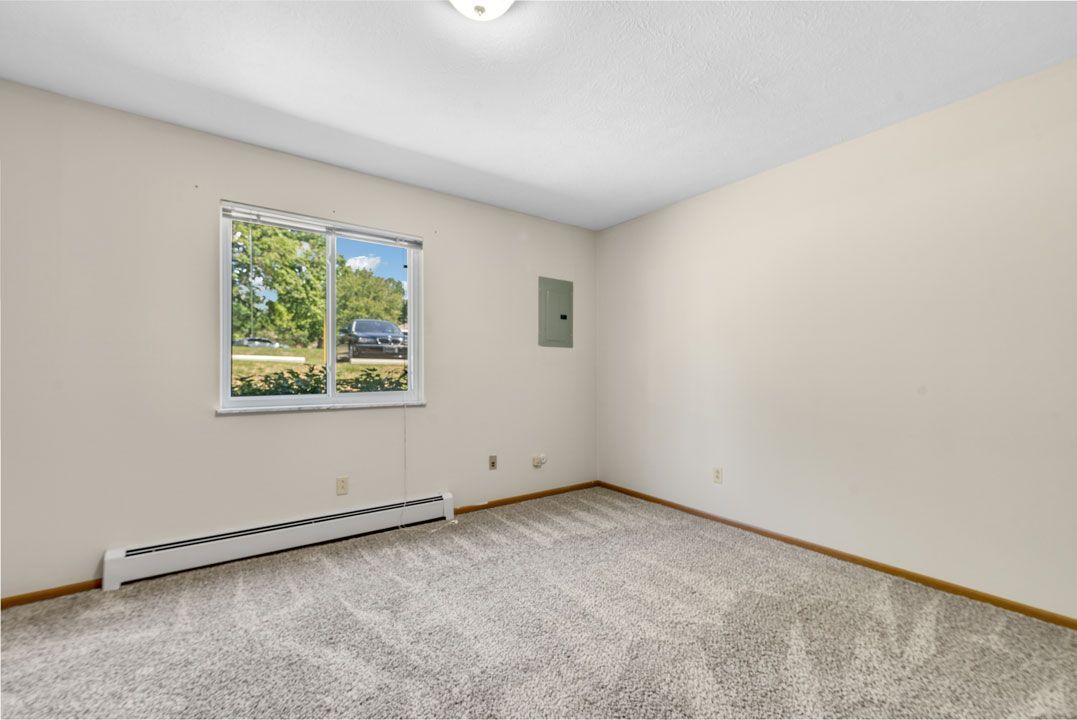 Graham Commons photo gallery