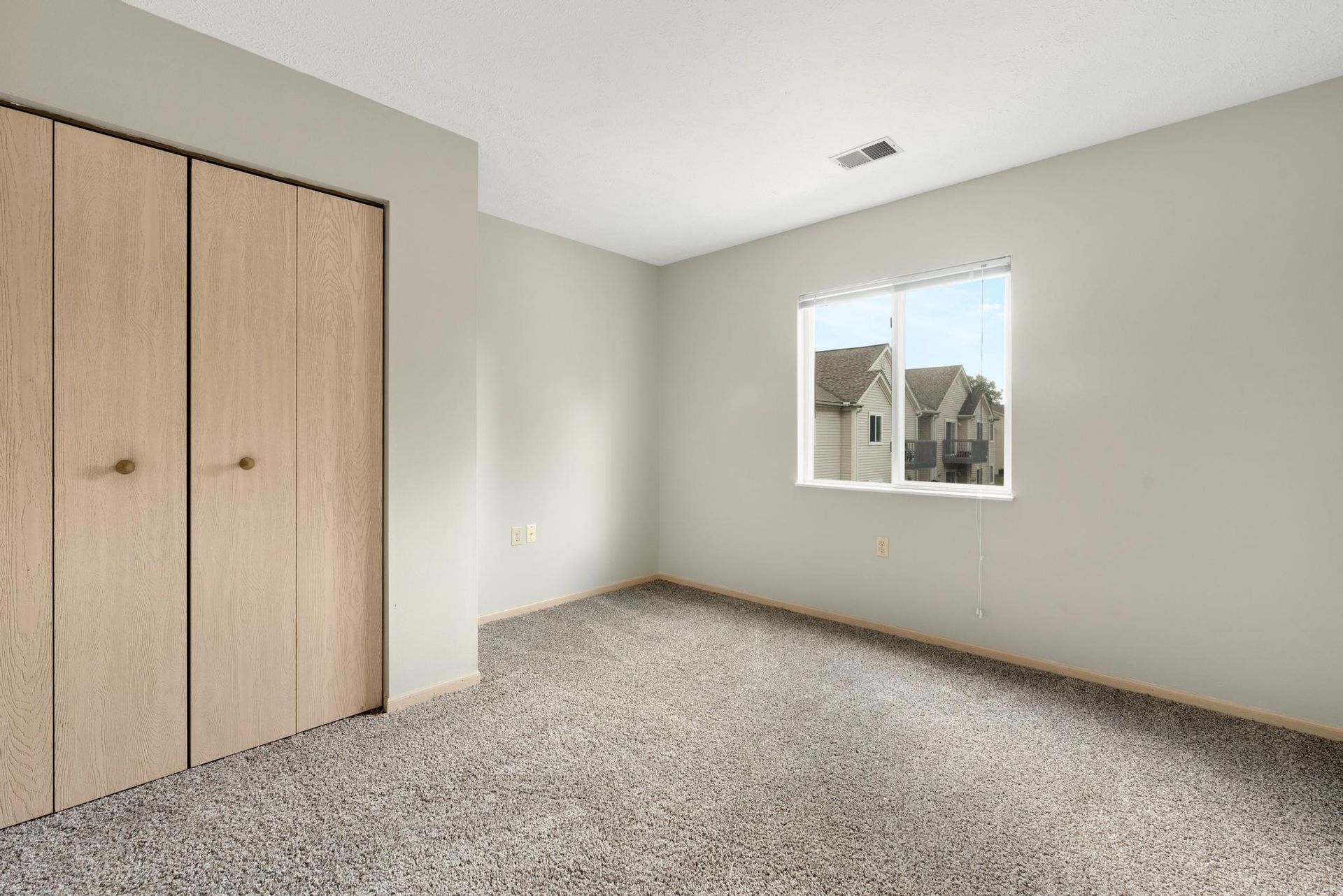 Columbia Woods Apartments photo gallery