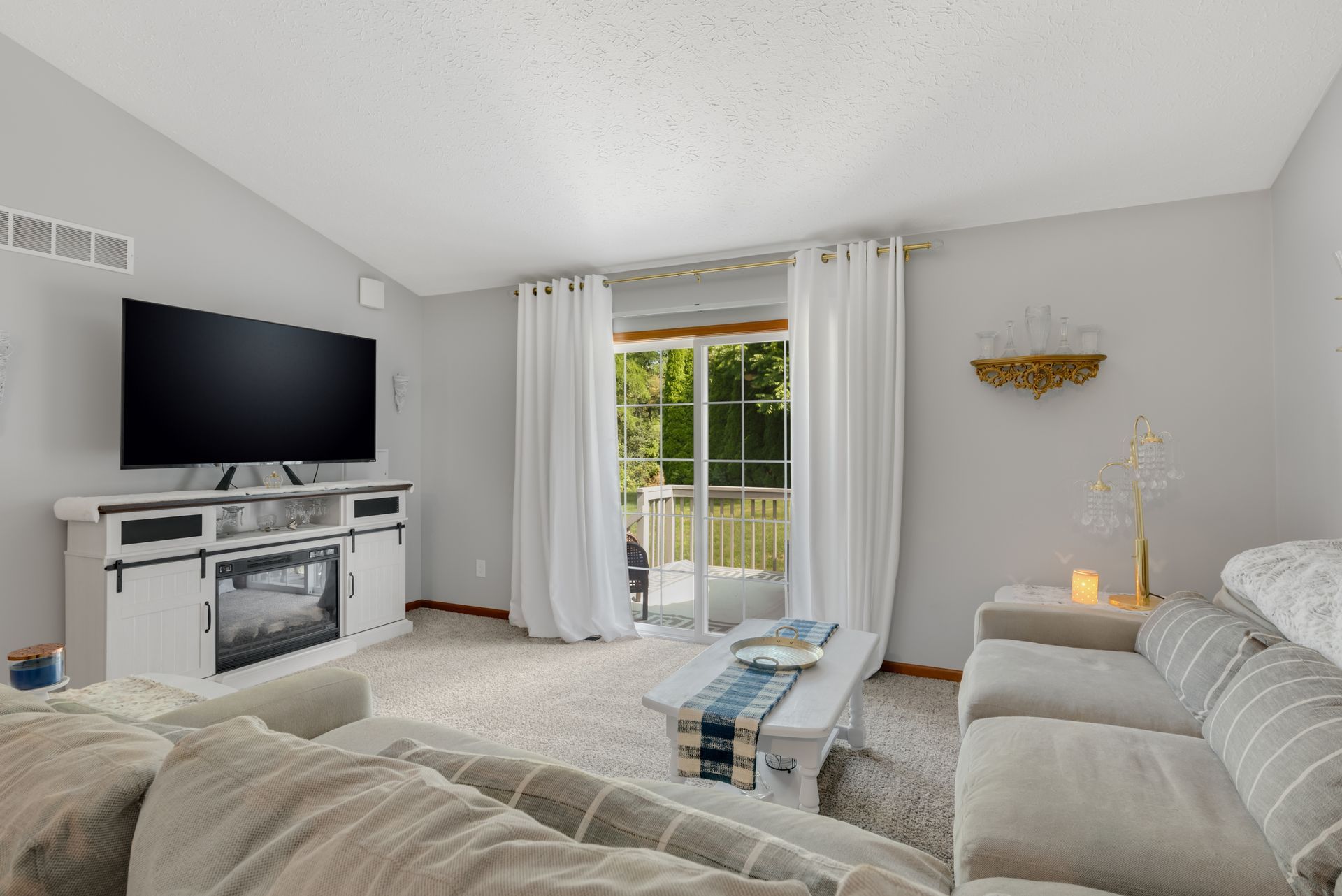 3954 Mt. Vernon Blvd., Norton, OH photo gallery