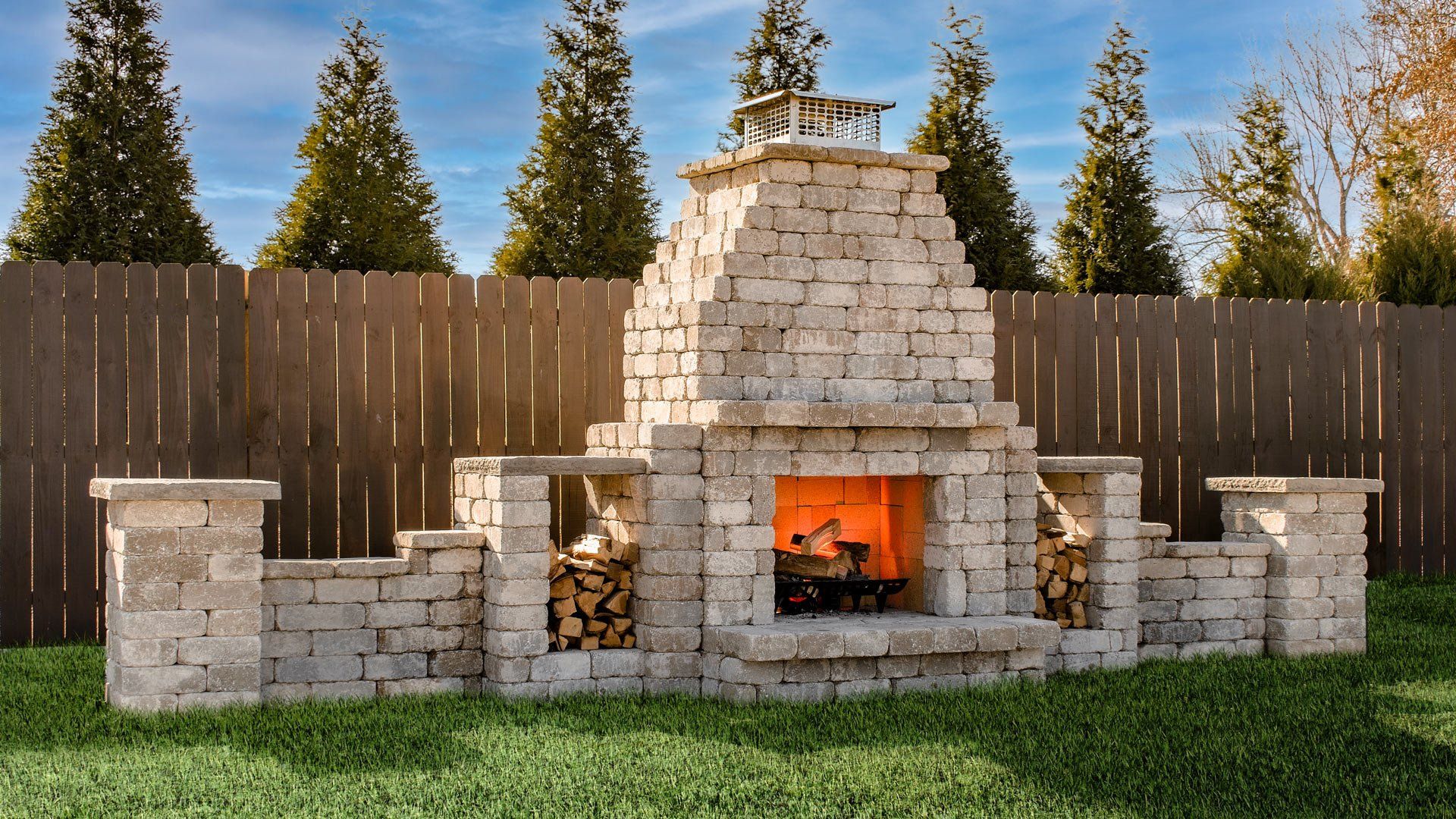Bremley Deluxe Estate Fireplace in Cottage Buff Blend