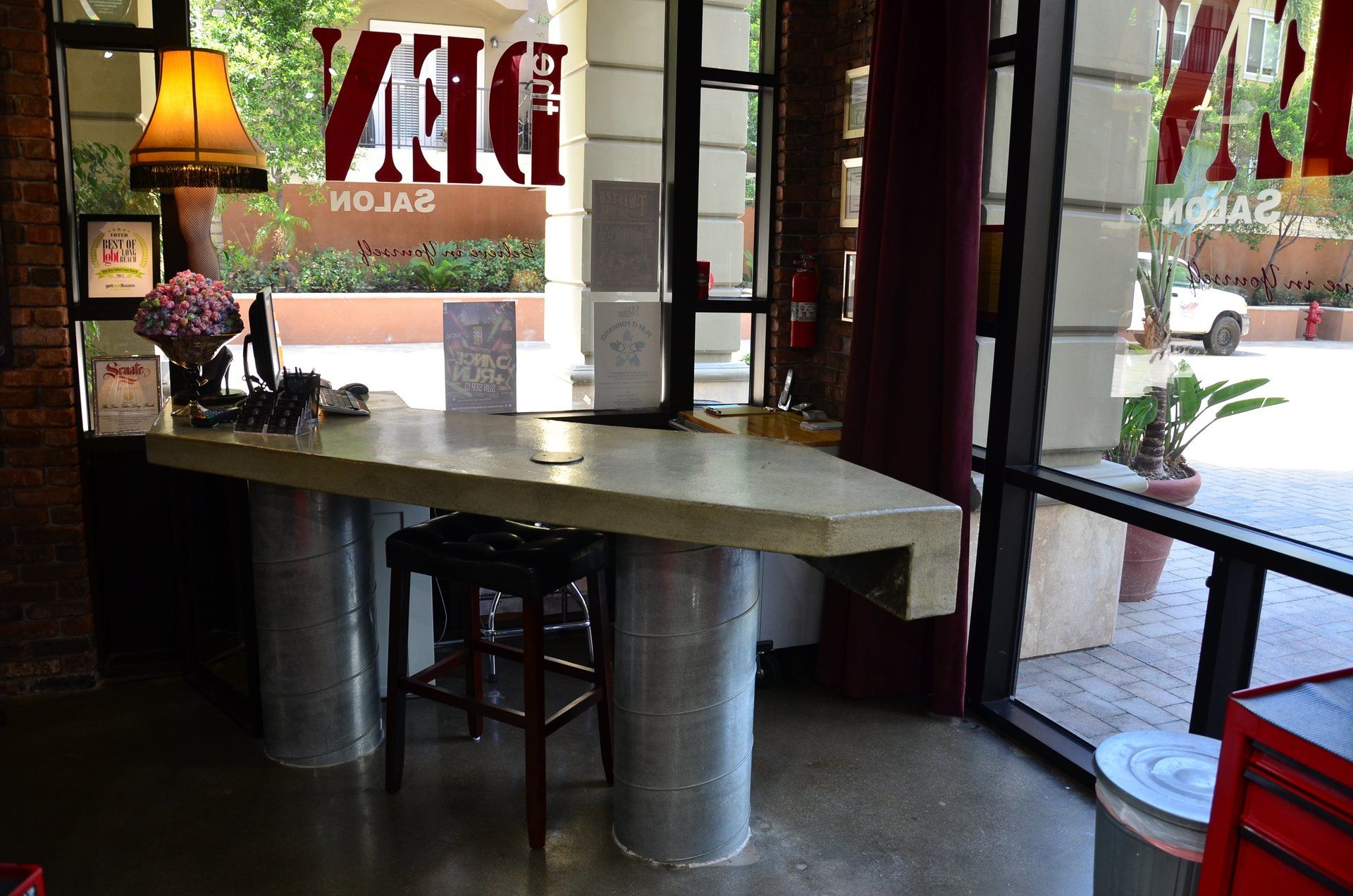 long beach salon, best haircut, haircut, haircuts, long beach, rent, rental, suite, 90802, hair color, hair stylist, hair care, hair