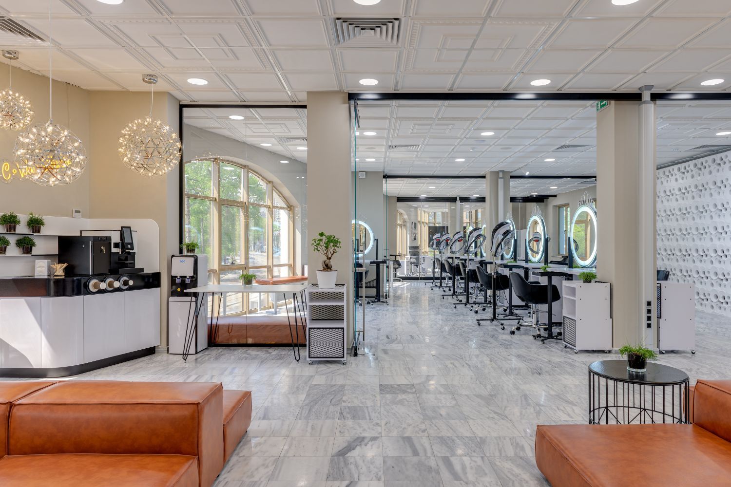 7 Steps to Select the Best Salon Suites for Rent in Los Angeles