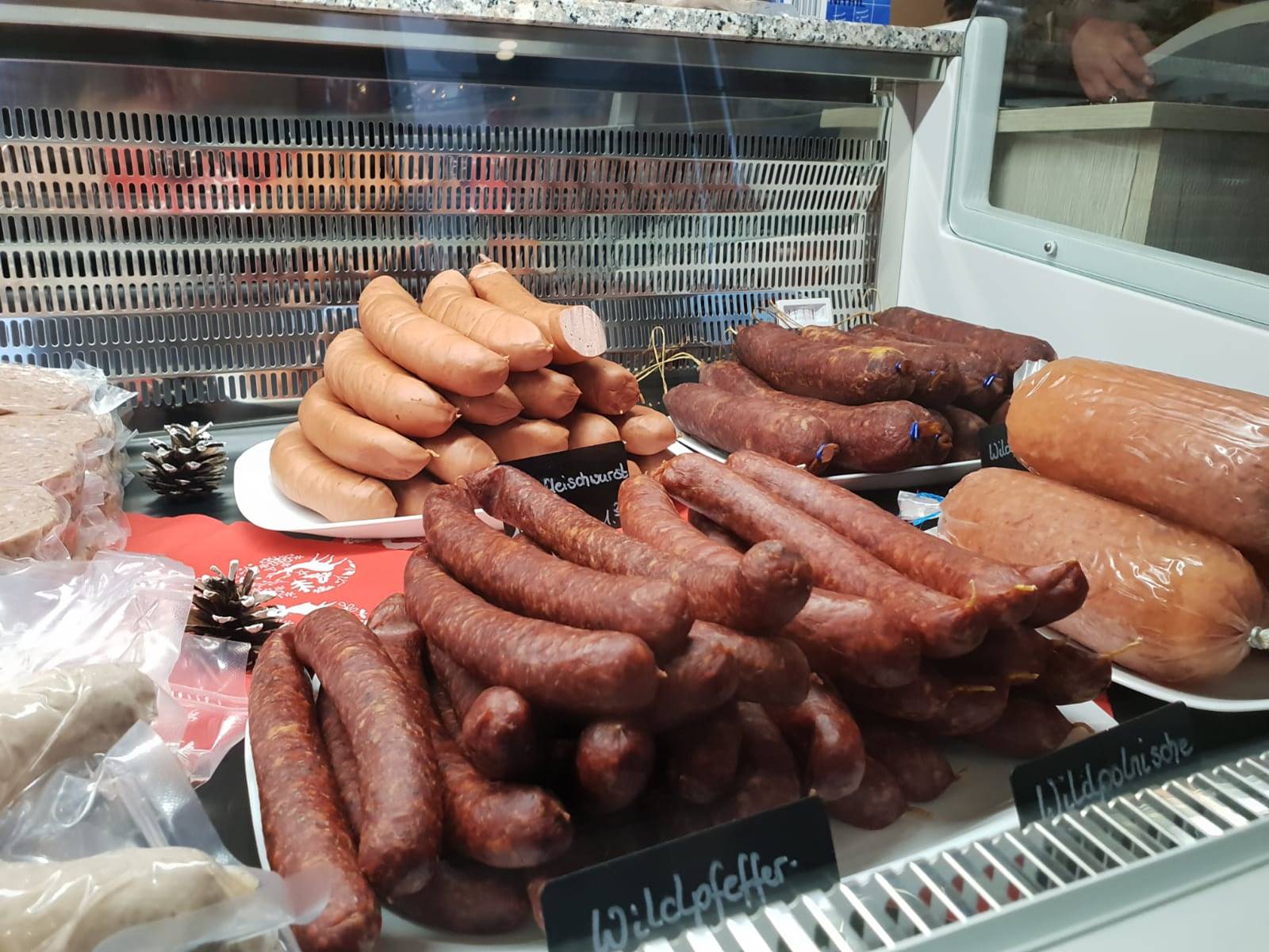 Wildschweinbratwurst