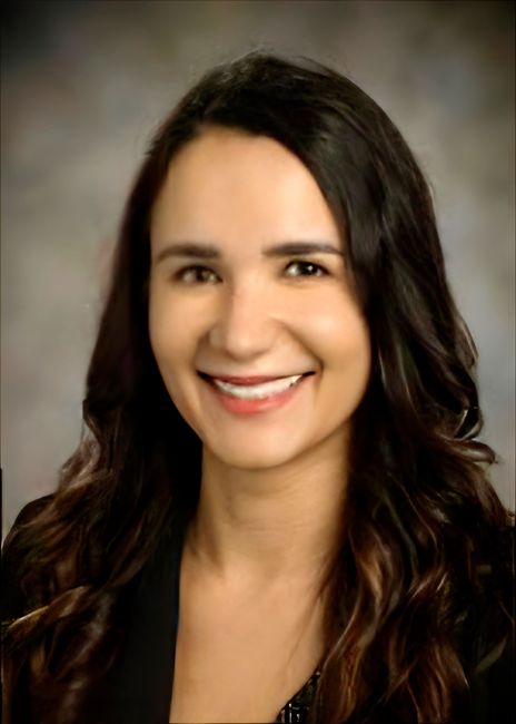 Lauren E Kaplan, Psy.D professional headshot