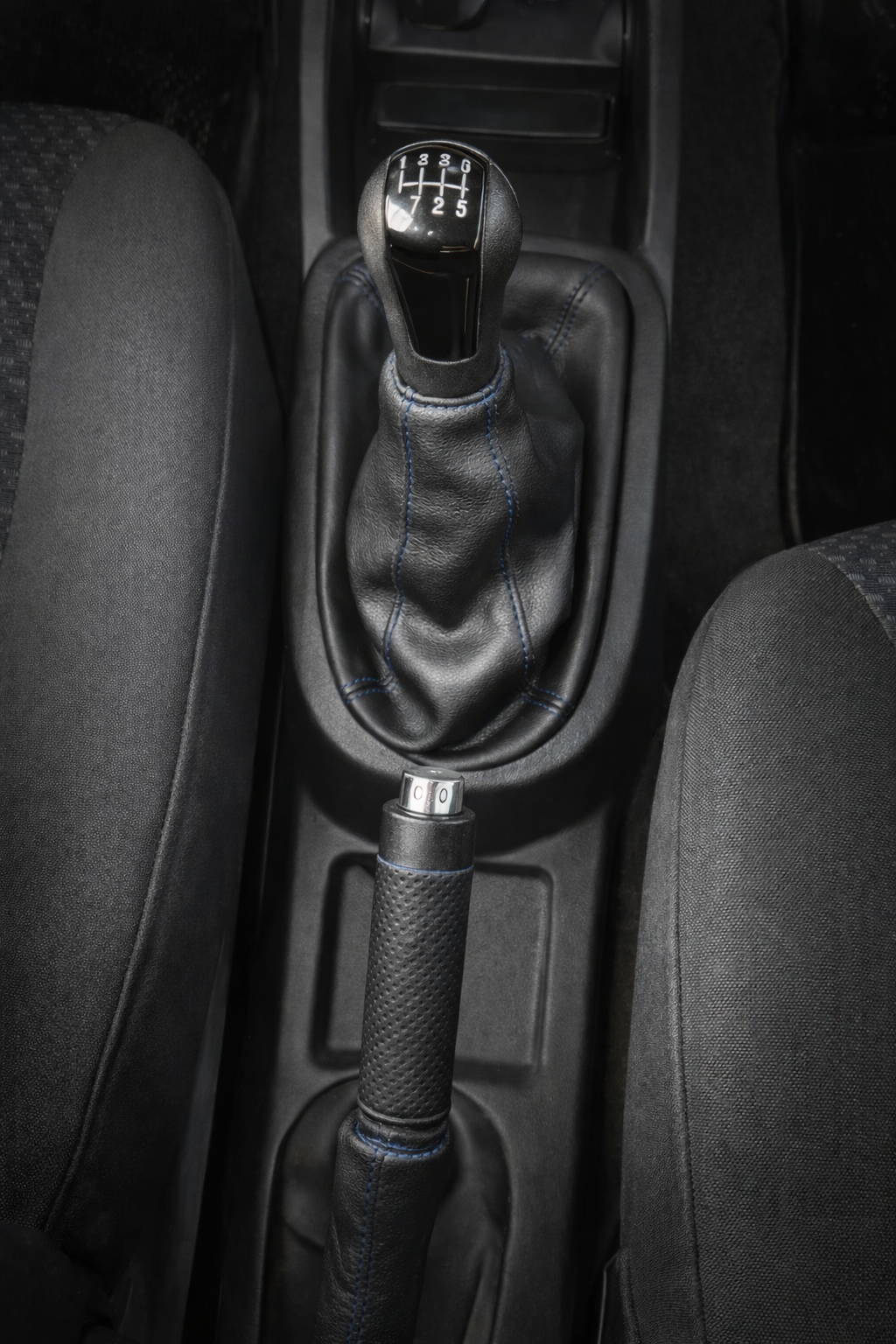 JUEGO DE FUNDAS PARA PALANCA DE CAMBIOS Y FRENO DE MANO DE CHEVROLET AVEO