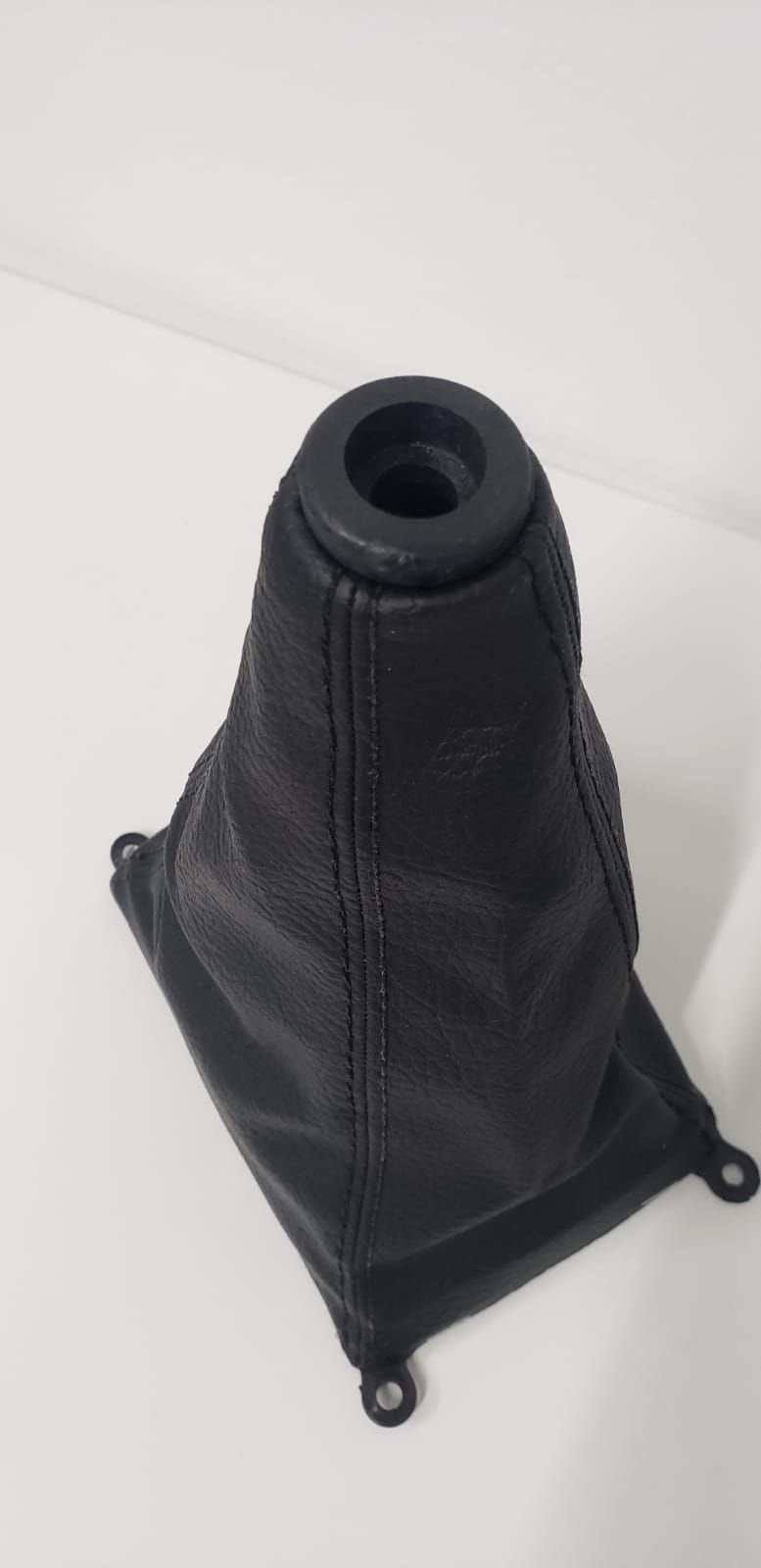 FUNDA PARA PALANCA DE CAMBIOS HYUNDAI ACCENT CON BASE