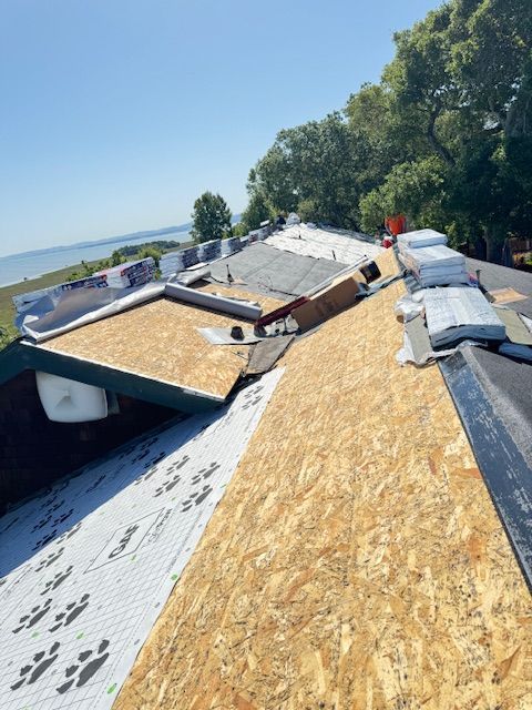 A roof with a lot of shingles on it