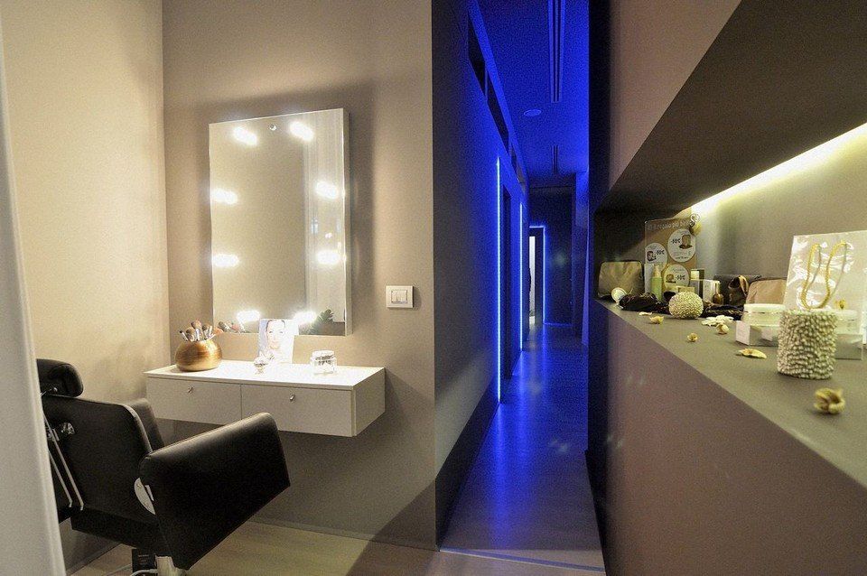 Postazione per trucco personalizzato