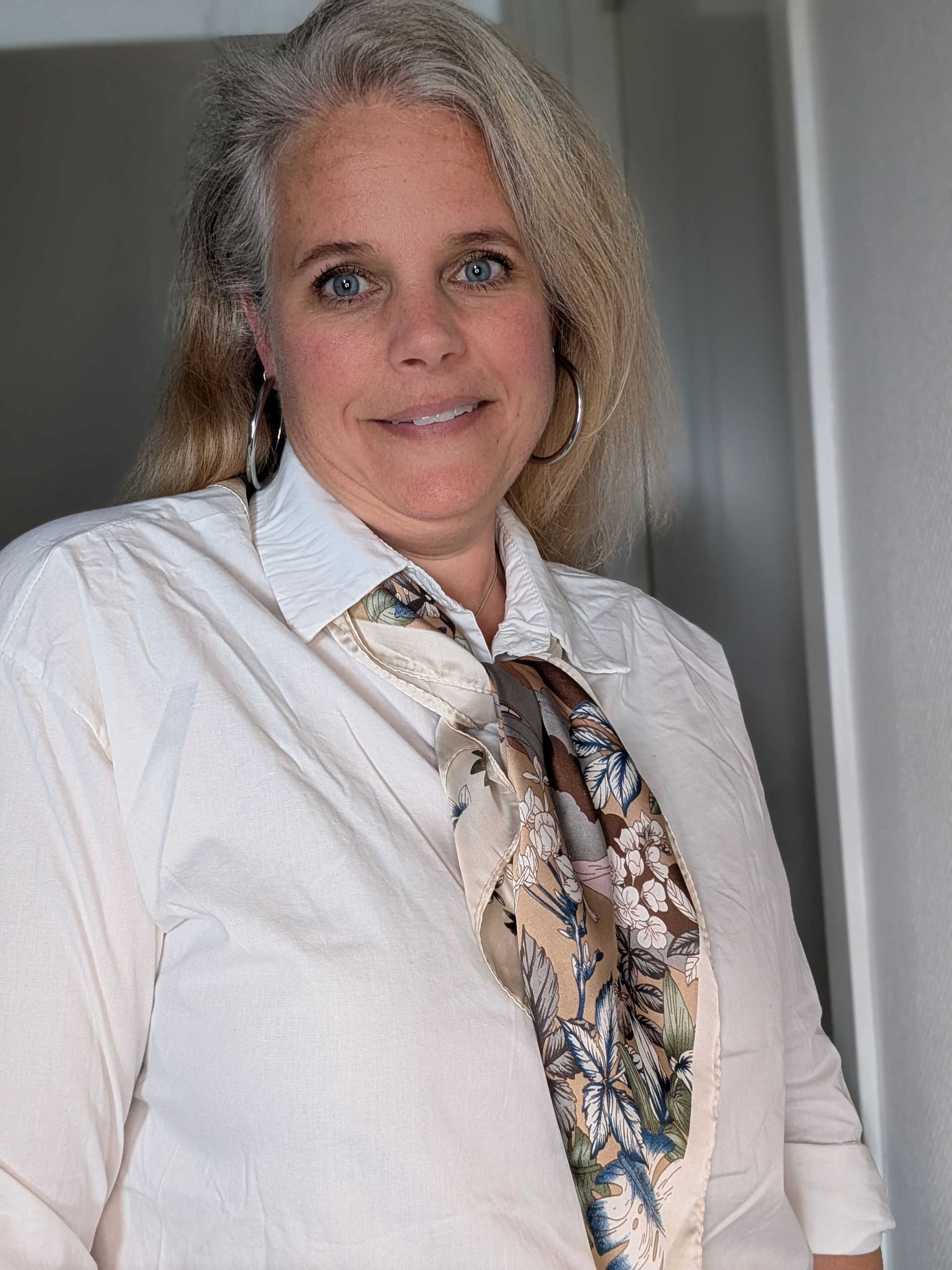 Sjaaltje beige met print